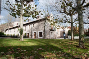 Отель Apartamentos María Luisa  Бургос